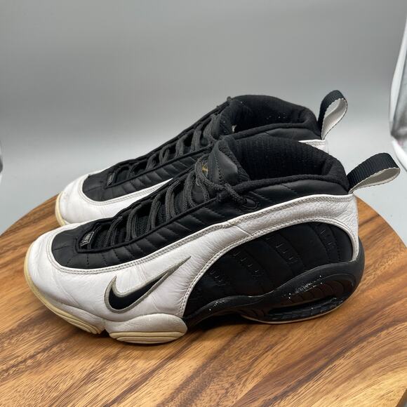 Nike Up-Tempo Shoes Mens Size 10.5 Black White Basketball Comfort Sneakers - Picture 3 of 8